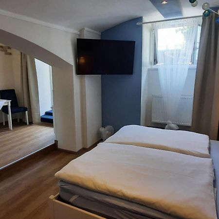 Hotel Excellent Прага Экстерьер фото
