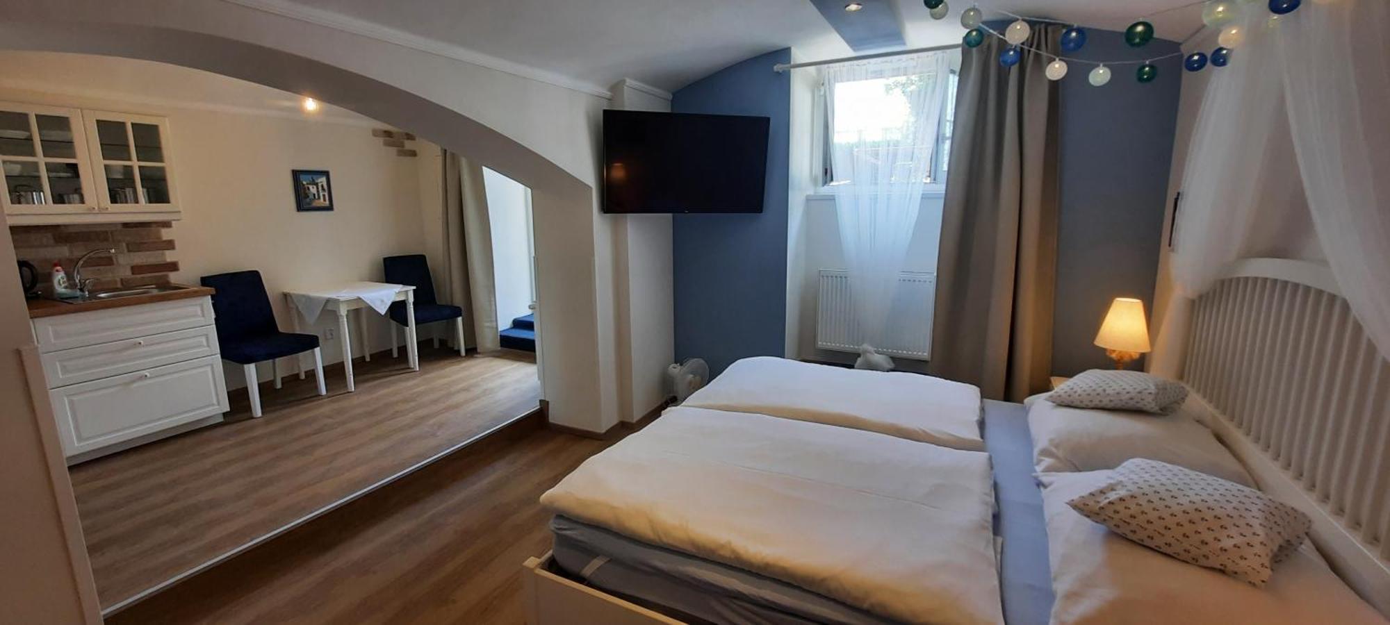 Hotel Excellent Прага Экстерьер фото