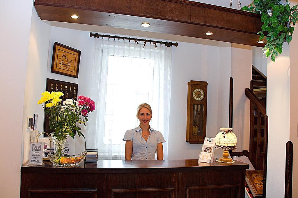 Hotel Excellent Прага Экстерьер фото