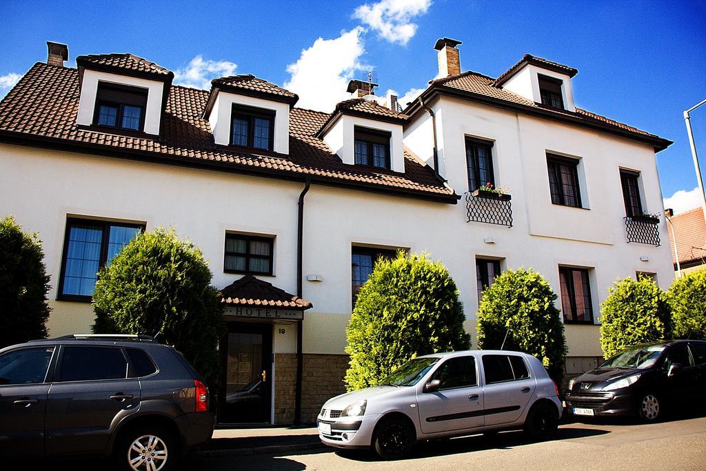 Hotel Excellent Прага Экстерьер фото